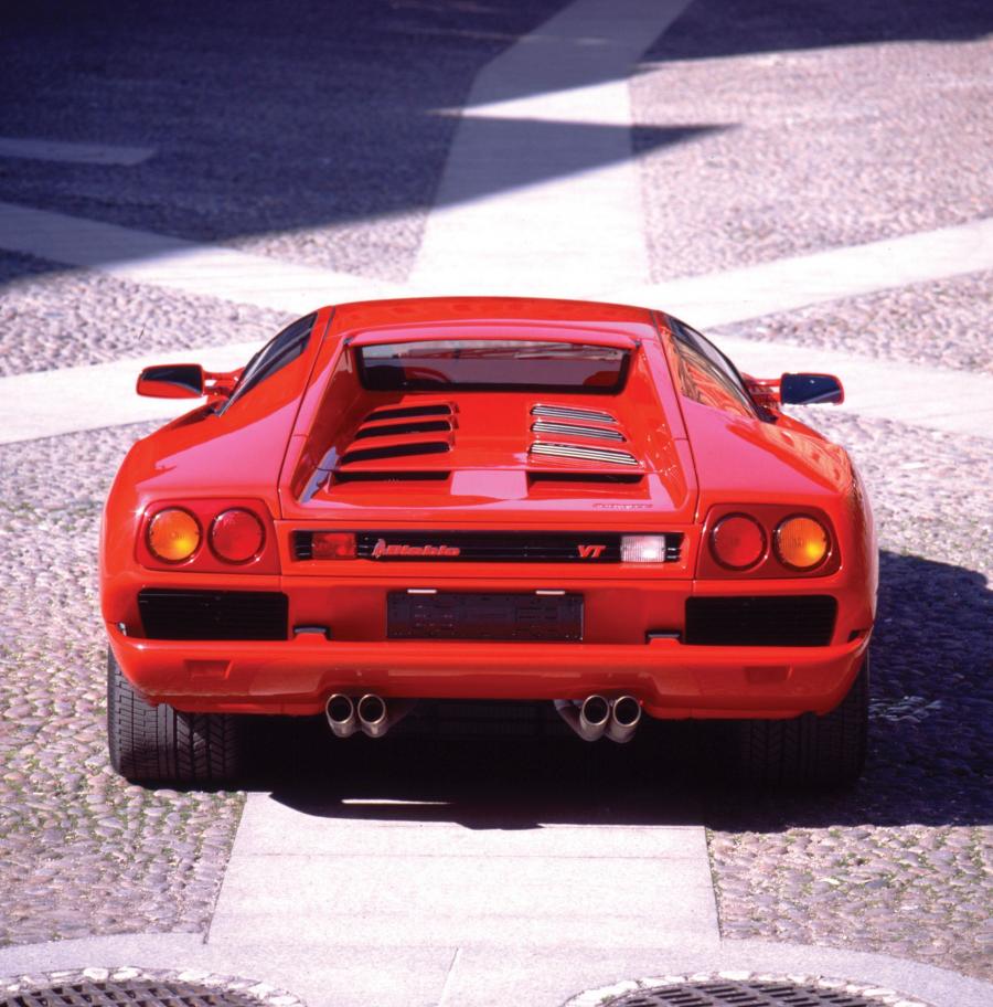  Lamborghini Diablo VT 1993 года  (фото 9 из 21)